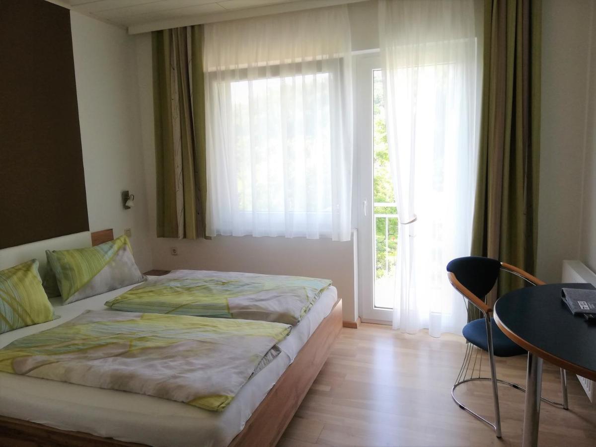 Privatzimmer Langthaler メルク エクステリア 写真