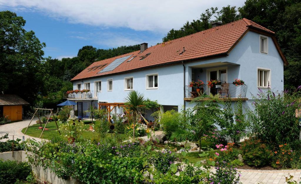 Privatzimmer Langthaler メルク エクステリア 写真